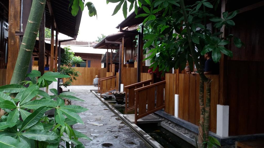 Ndalem Mj Homestay Yogyakarta Exterior foto
